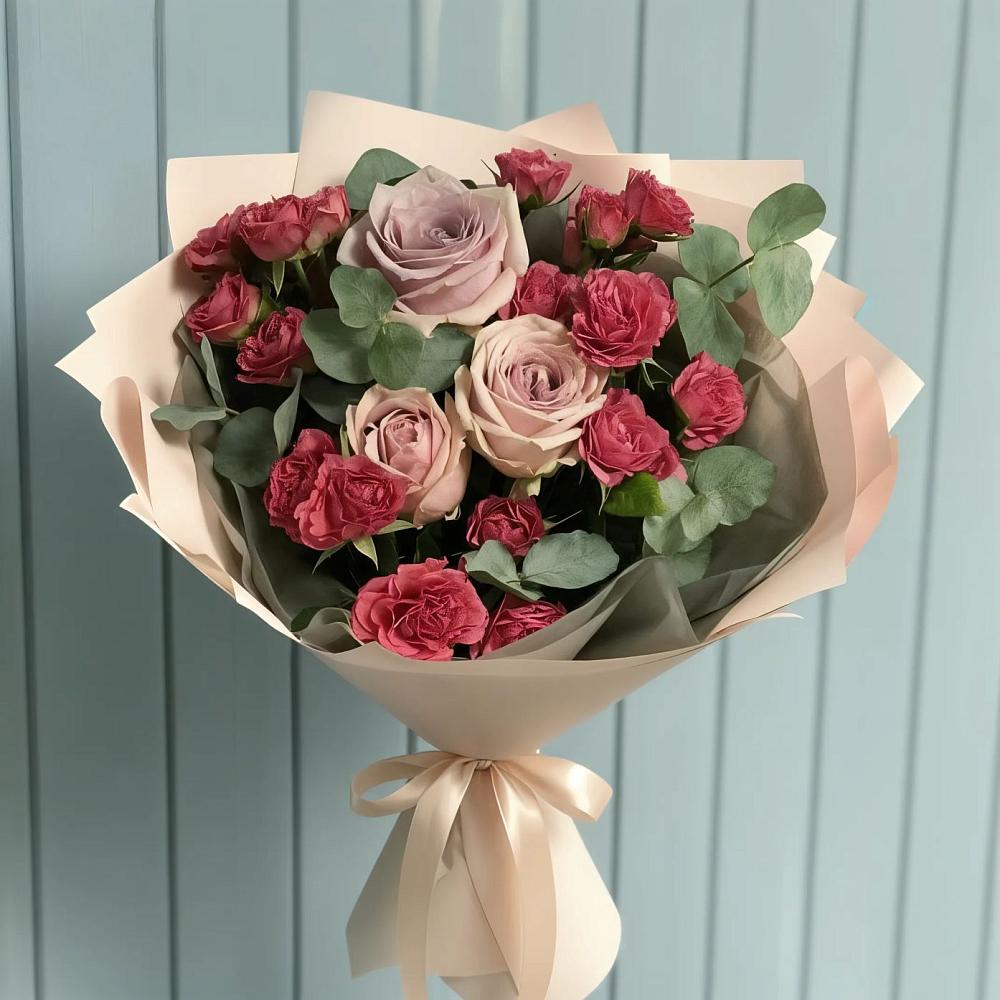Букет цветов из: Гвоздики и Розы в Балтийском