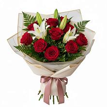 Букет цветов из:  Лилии и Розы в Балтийском