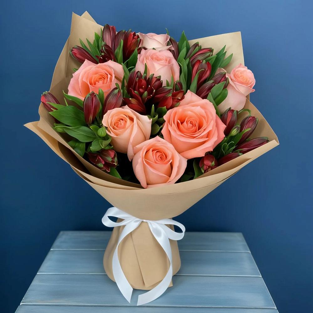 Букет цветов из: Розы и Альстромерии в Балтийском