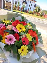 Букет цветов из:  Герберы #REPLACE_PRED# Балтийском