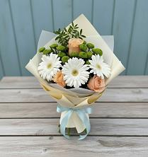Букет цветов из:  Герберы, Розы и Хризантемы в Балтийском