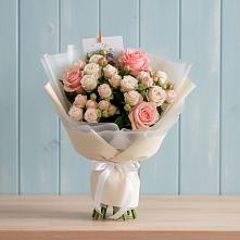 Букет цветов из:  Розы #REPLACE_PRED# Балтийском