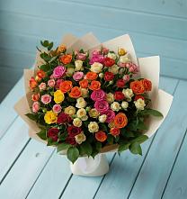 Букет Микс из разноцветных кустовых роз в Балтийском